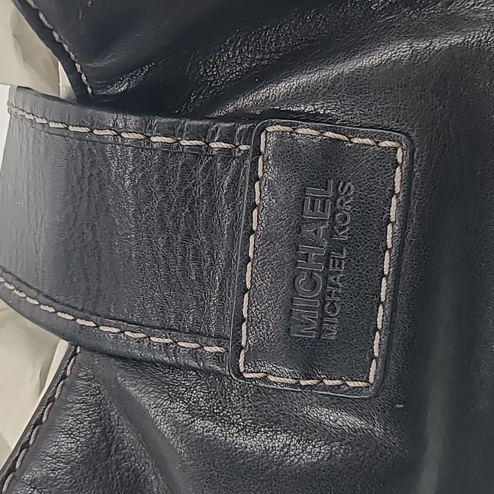 Vintage MICHAEL Michael Kors black leather tote bag - Picture 6 of 13